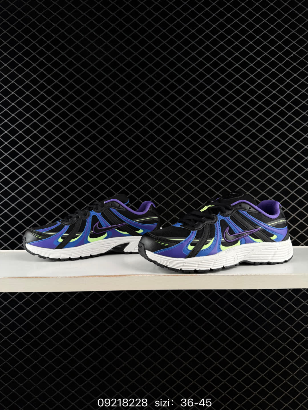 Nike p-9000-IZ4751-100