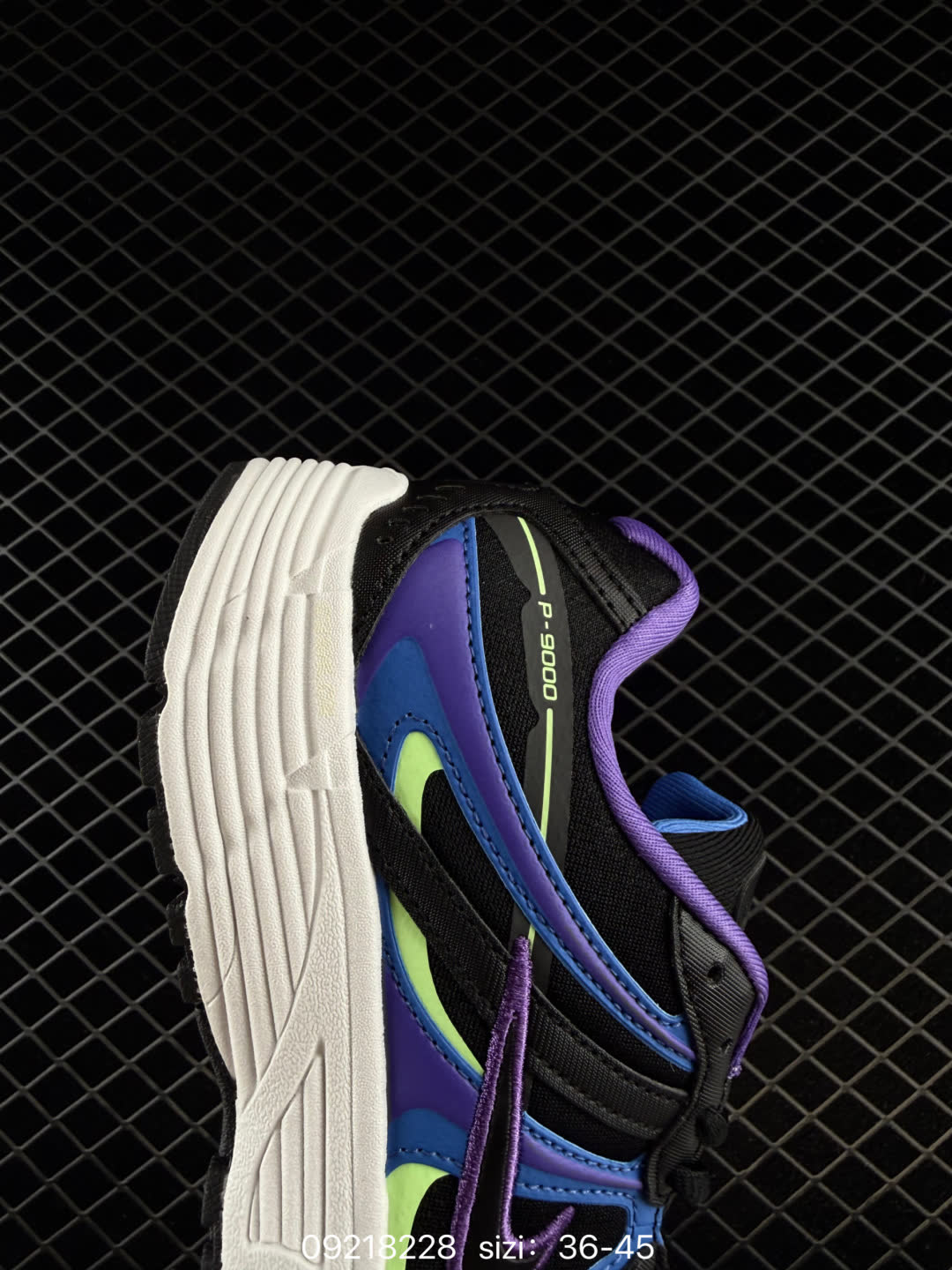 Nike p-9000-IZ4751-100