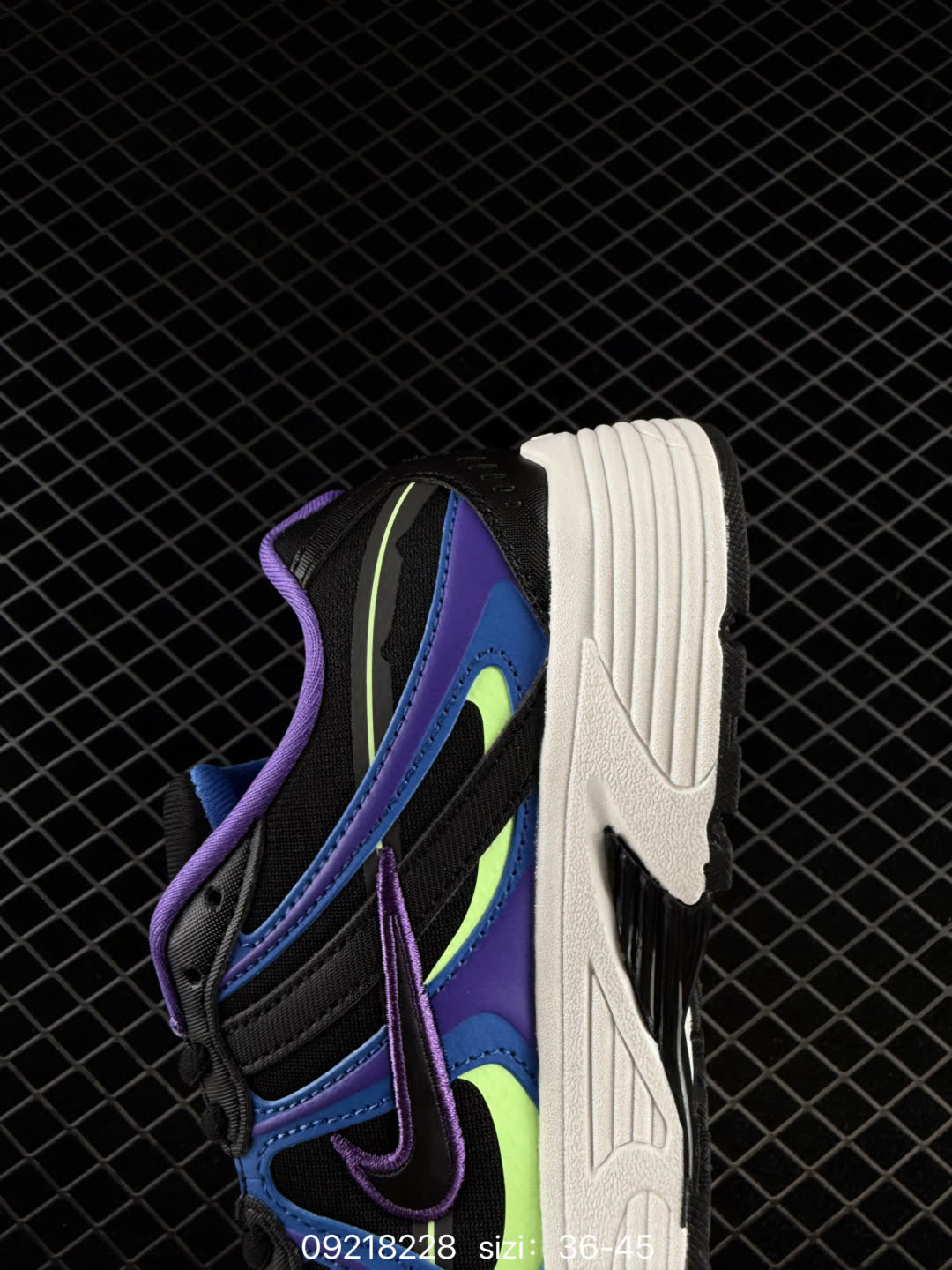 Nike p-9000-IZ4751-100