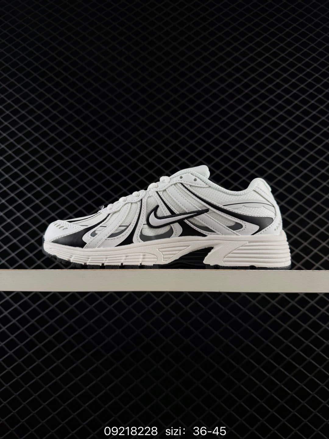 Nike p-9000-IZ4751-100