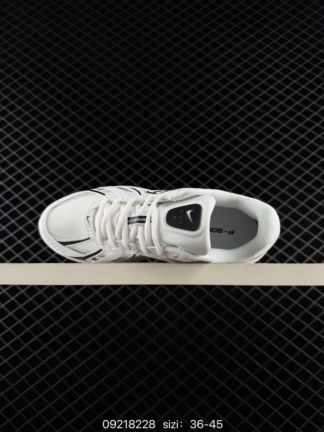 Nike p-9000-IZ4751-100