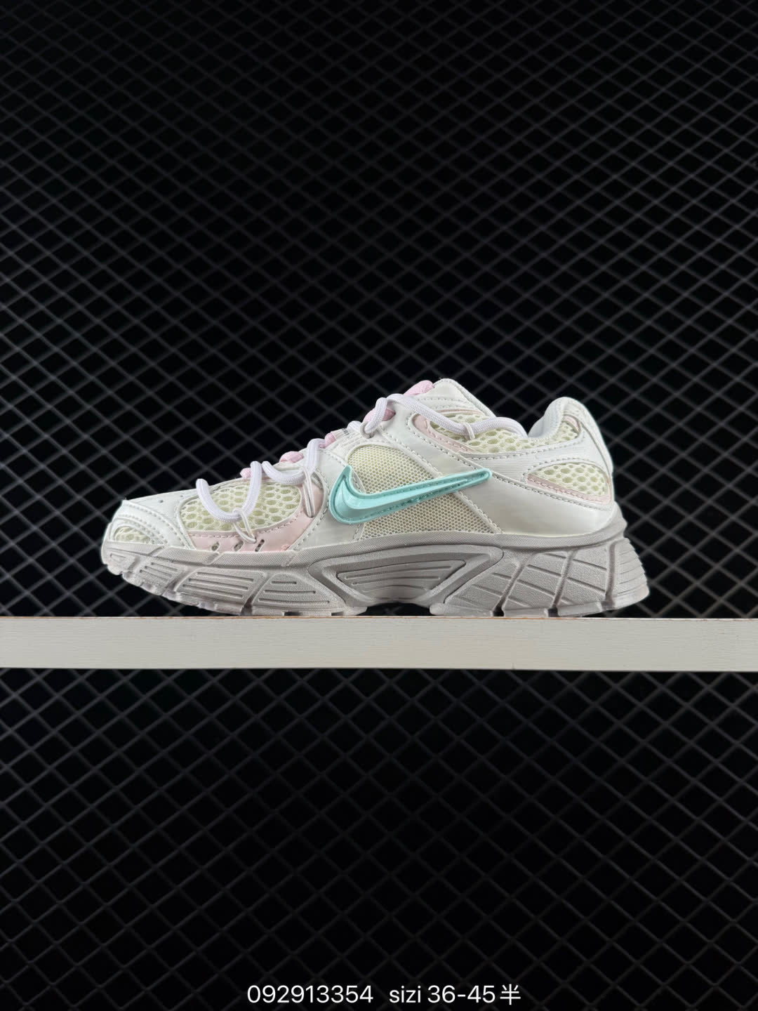 NIKE V2K RUN-HJ4497-001 NIKE V2K RUN-HJ4497-001