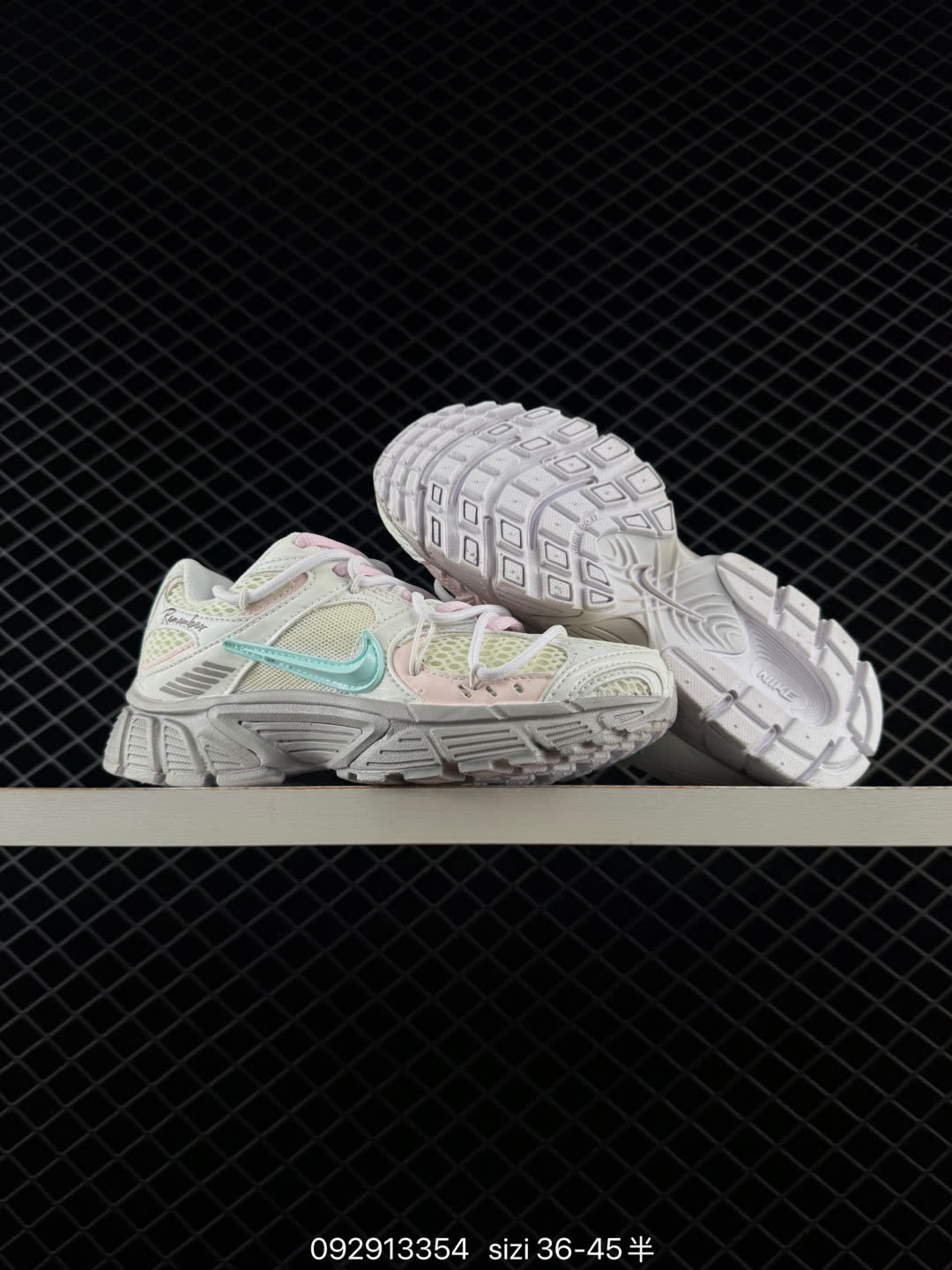 NIKE V2K RUN-HJ4497-001 NIKE V2K RUN-HJ4497-001