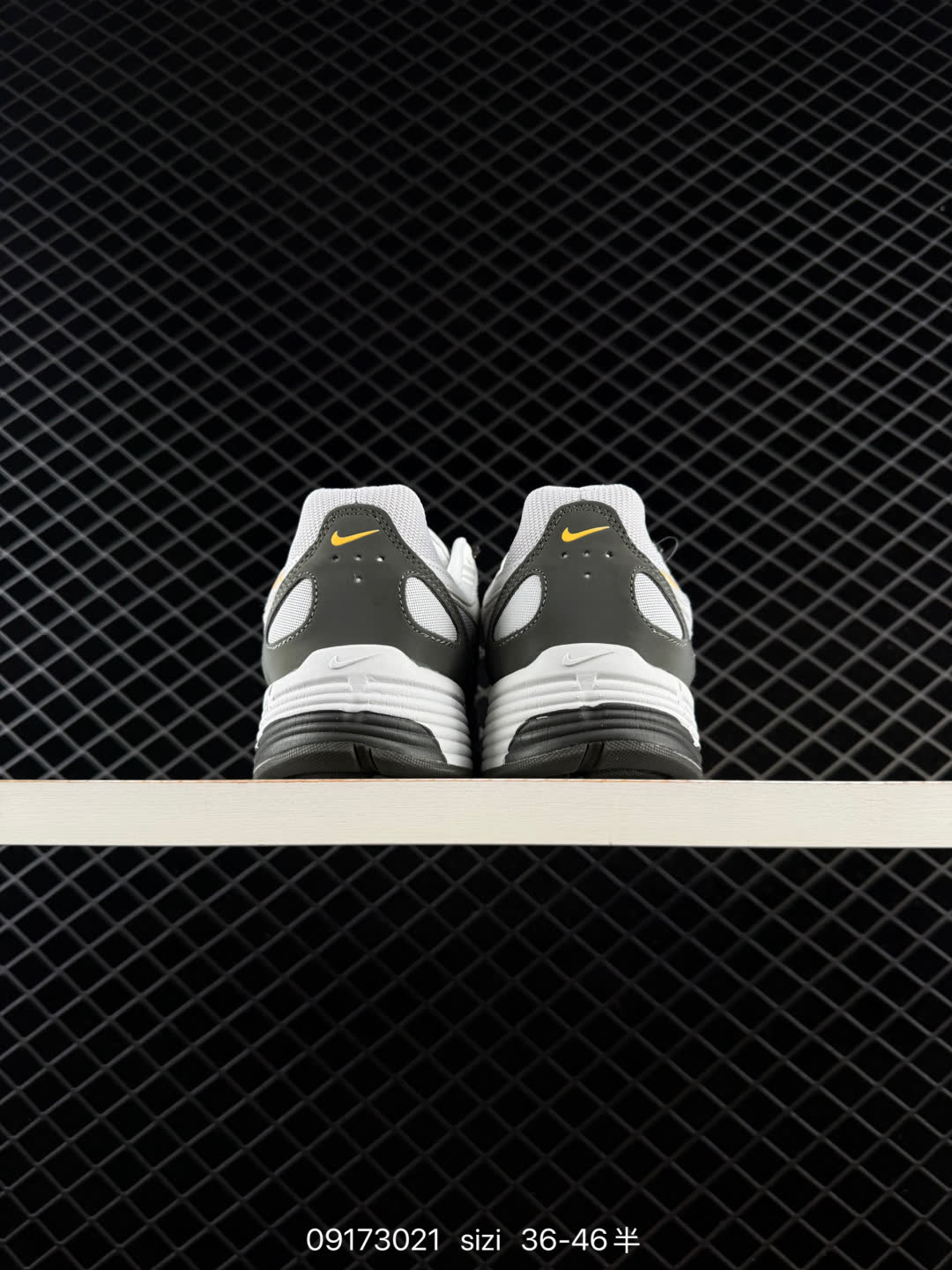 Nike P-6000-HQ3818-001