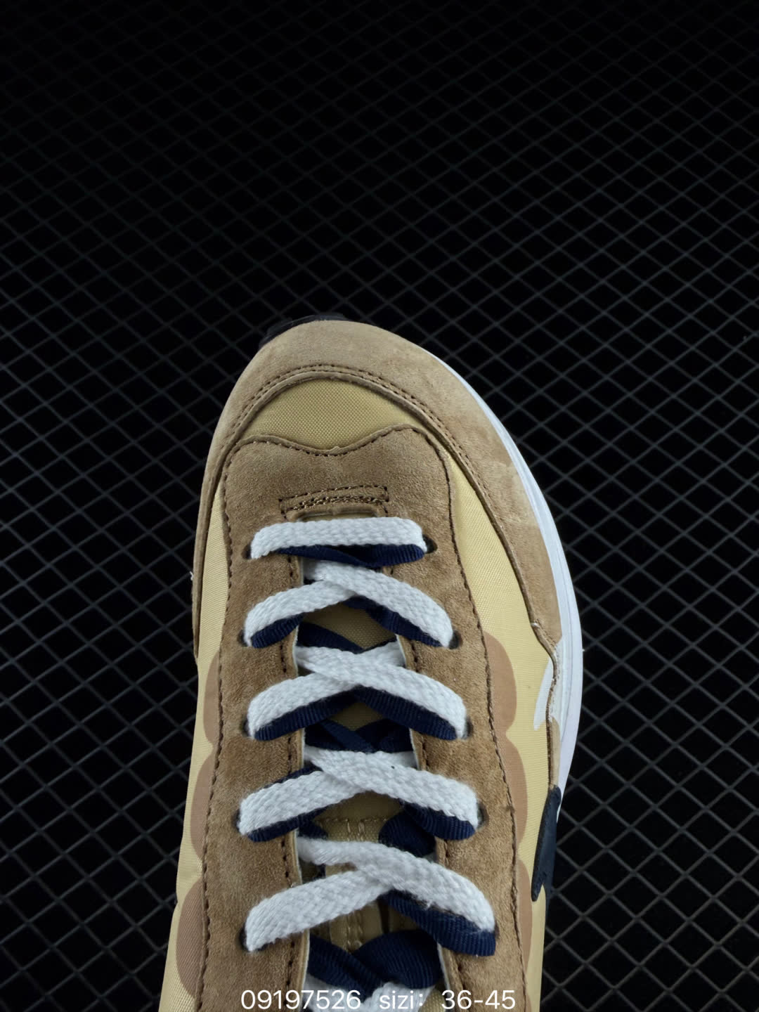Sacai X NIKe vaporWaffle-DD1875