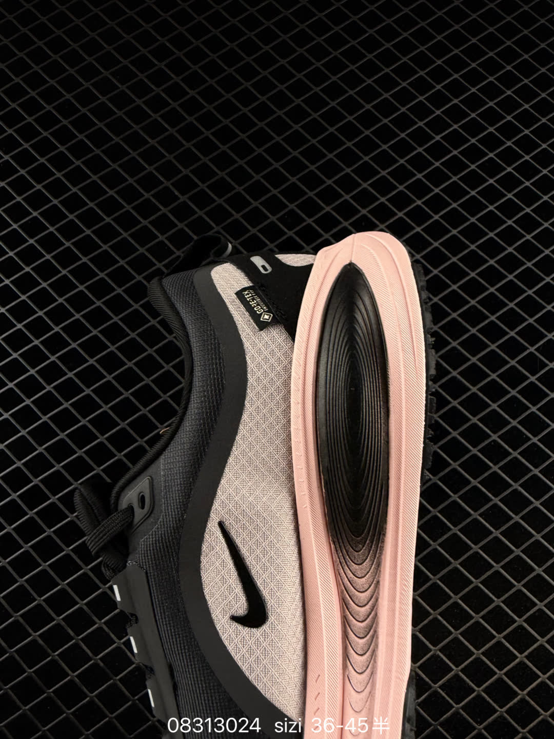 Nike Vomero 18 Gtx-HQ7002-100