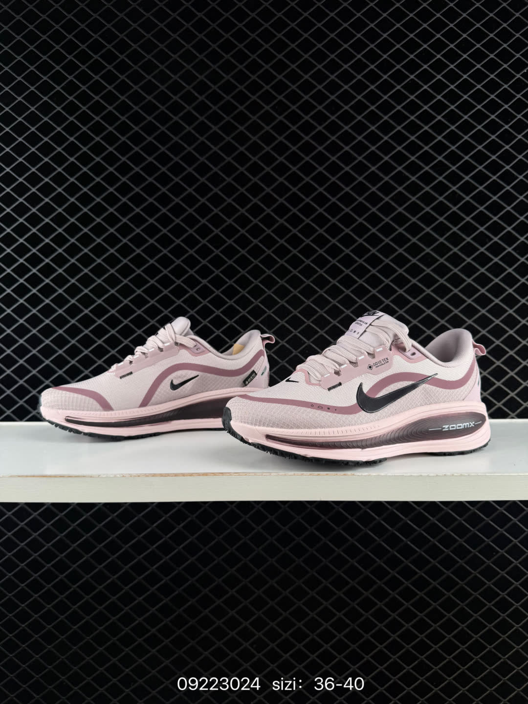 Nike Air Zoom Vomero 18 GTX-HQE98