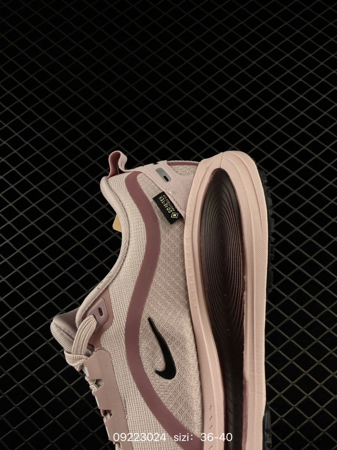 Nike Air Zoom Vomero 18 GTX-HQE98
