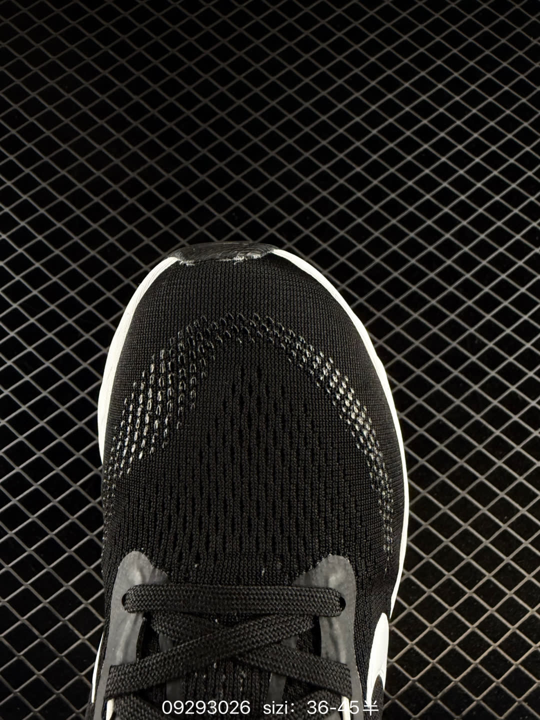 Nike Vomero 18-HM6804-002