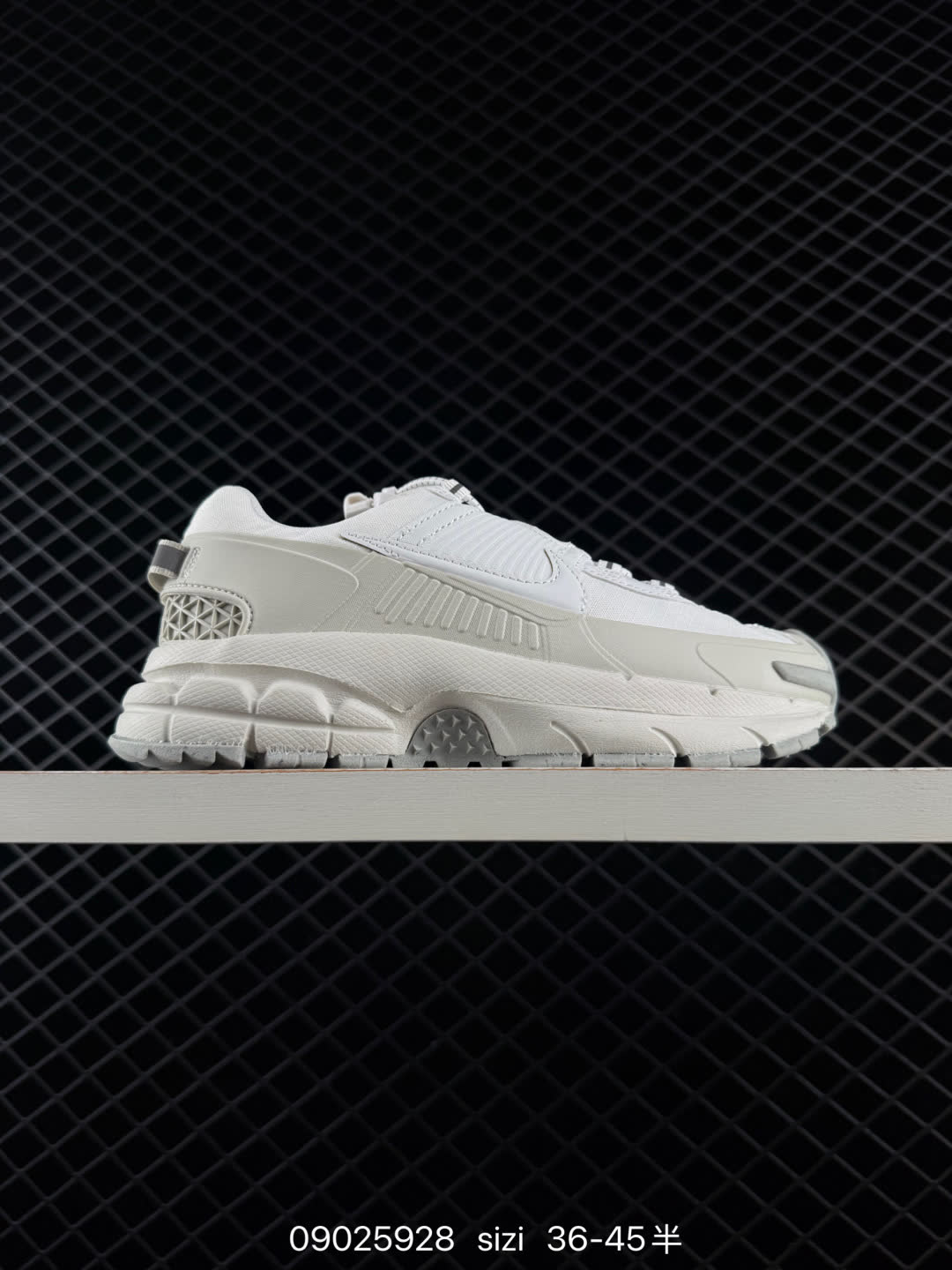 Nike Zoom Vomero Roam-HV4294-009