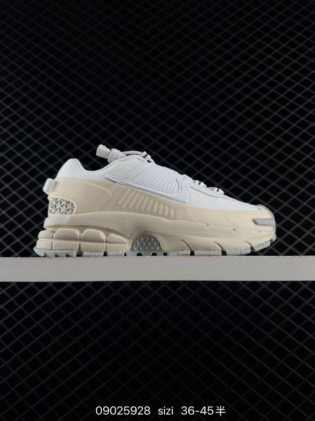 Nike Zoom Vomero Roam-HV4294-009