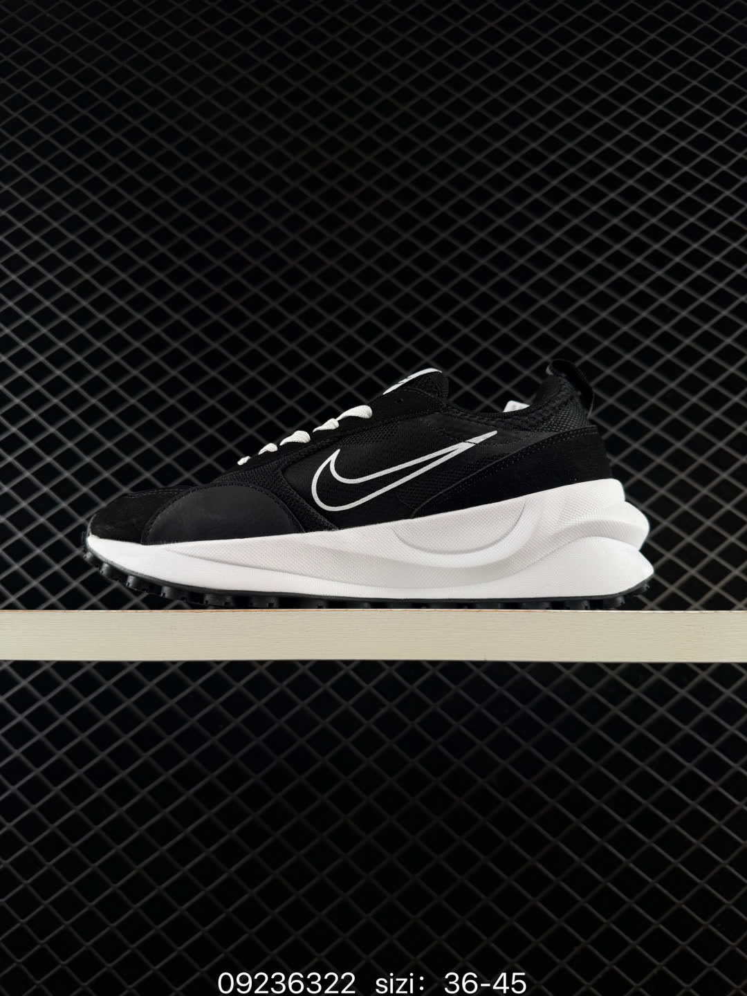 E NikeNike Waffle One-DM5446