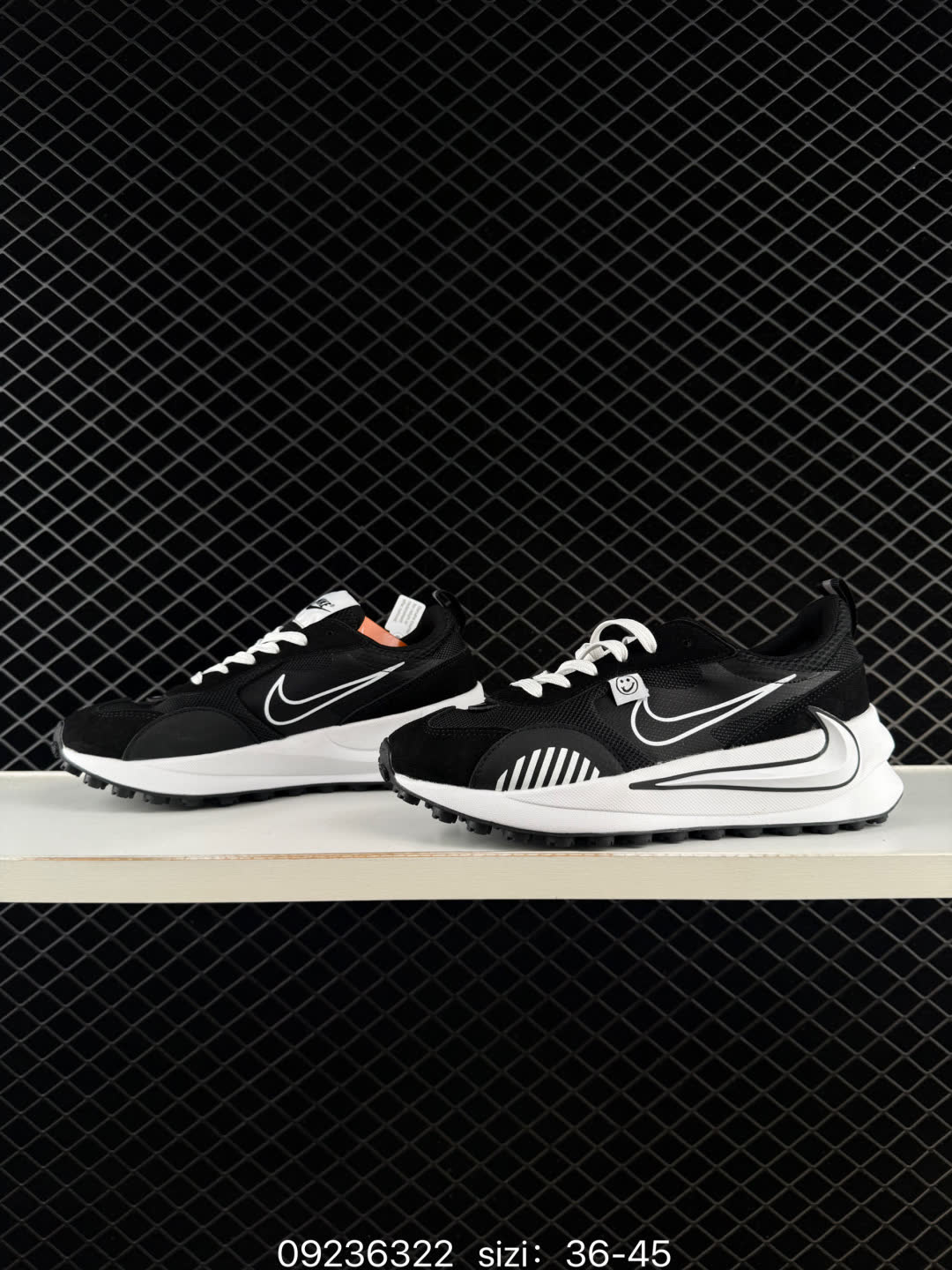E NikeNike Waffle One-DM5446