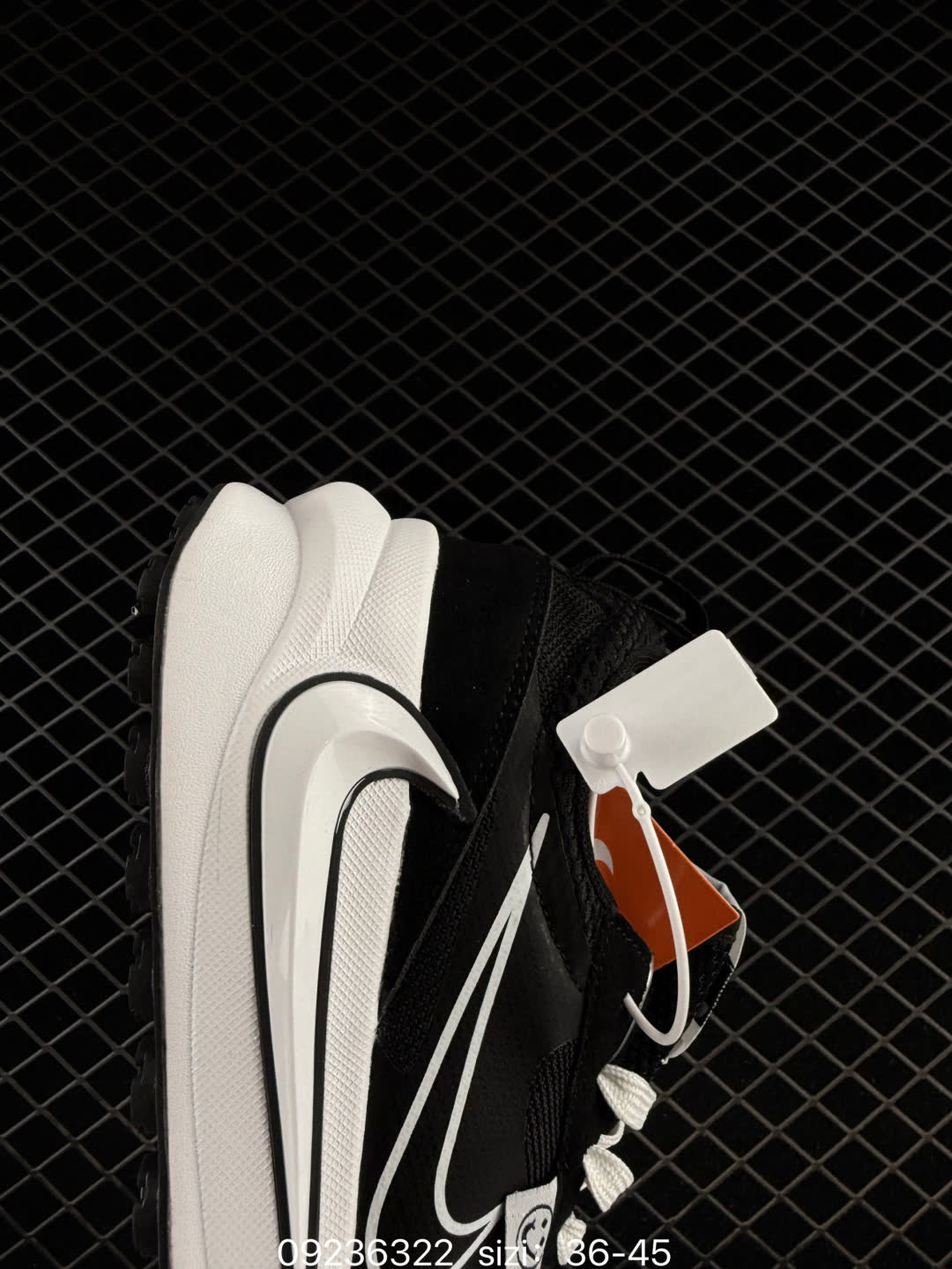 E NikeNike Waffle One-DM5446