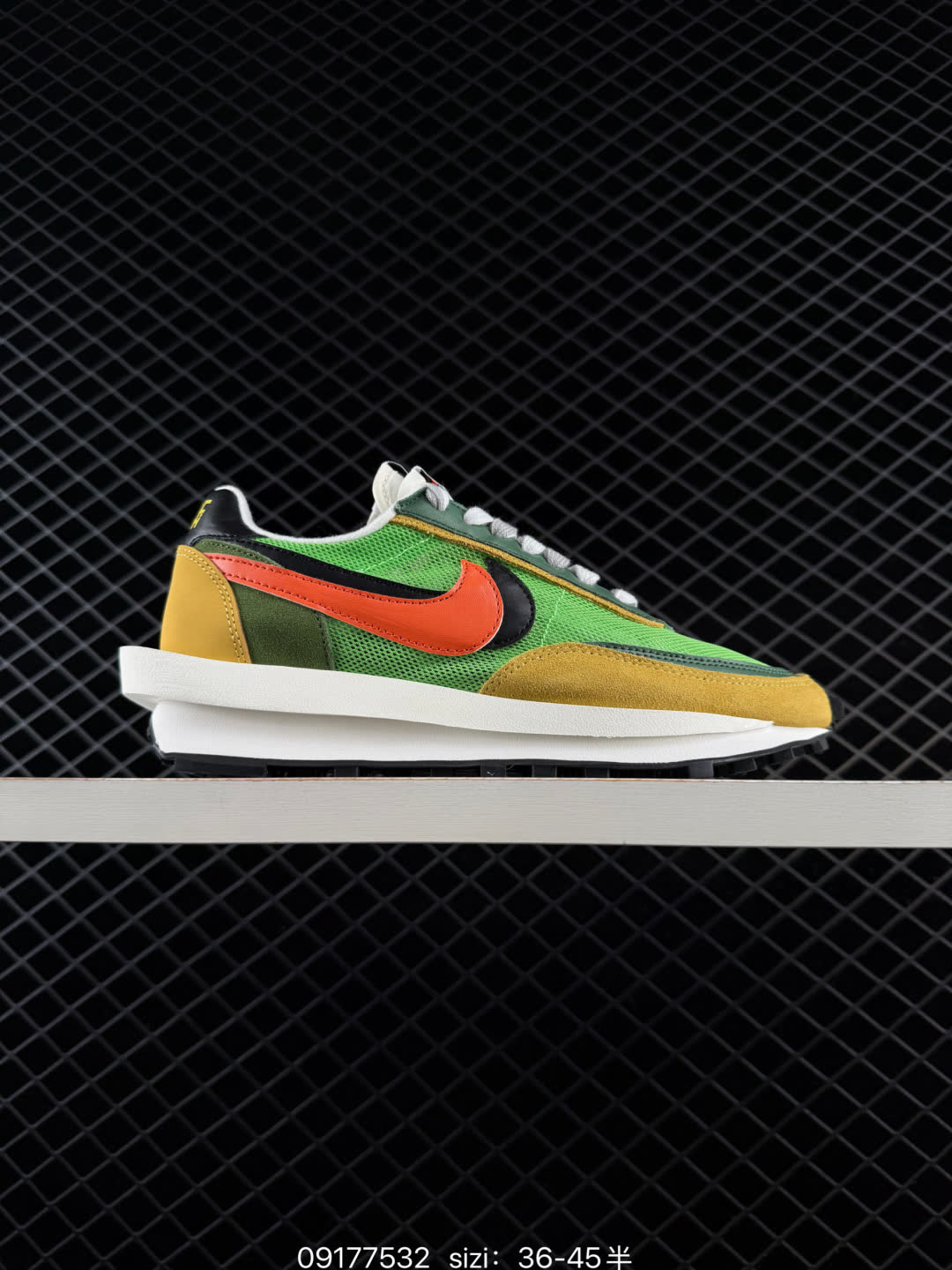 Sacai x Nike Ldwaffle-BV0073-100