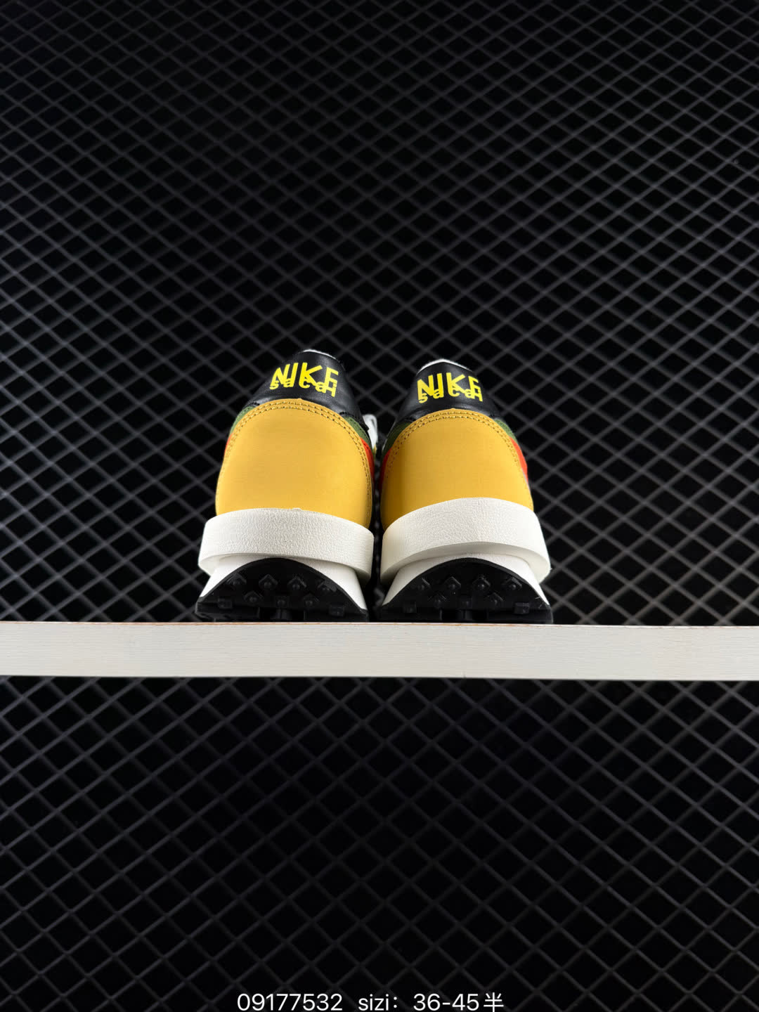 Sacai x Nike Ldwaffle-BV0073-100