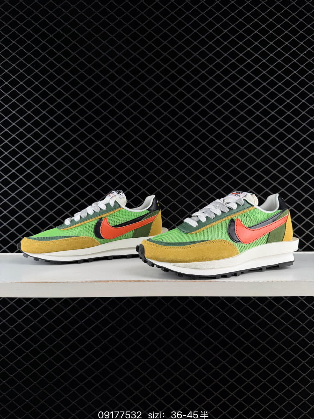Sacai x Nike Ldwaffle-BV0073-100