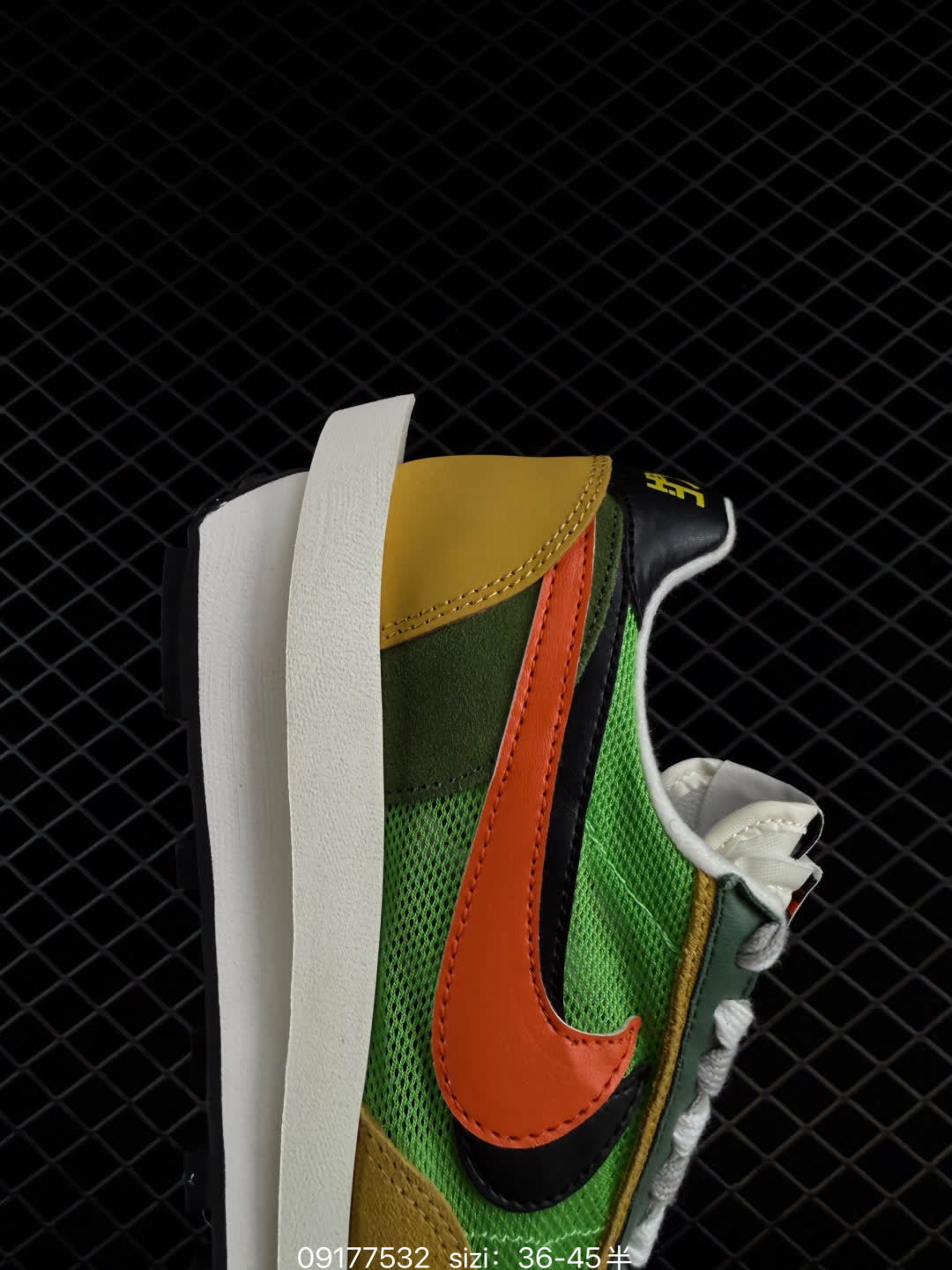 Sacai x Nike Ldwaffle-BV0073-100