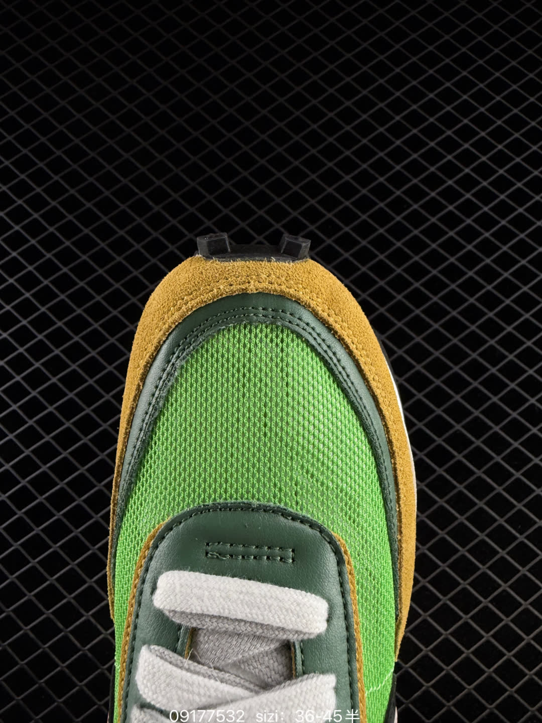 Sacai x Nike Ldwaffle-BV0073-100