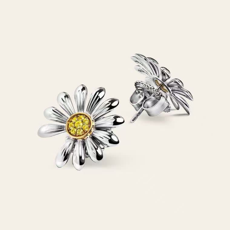Bvlgari White Gold and Yellow Diamond Earrings