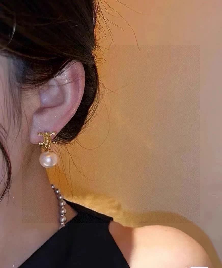 Chanel CC Pearl Earrings
