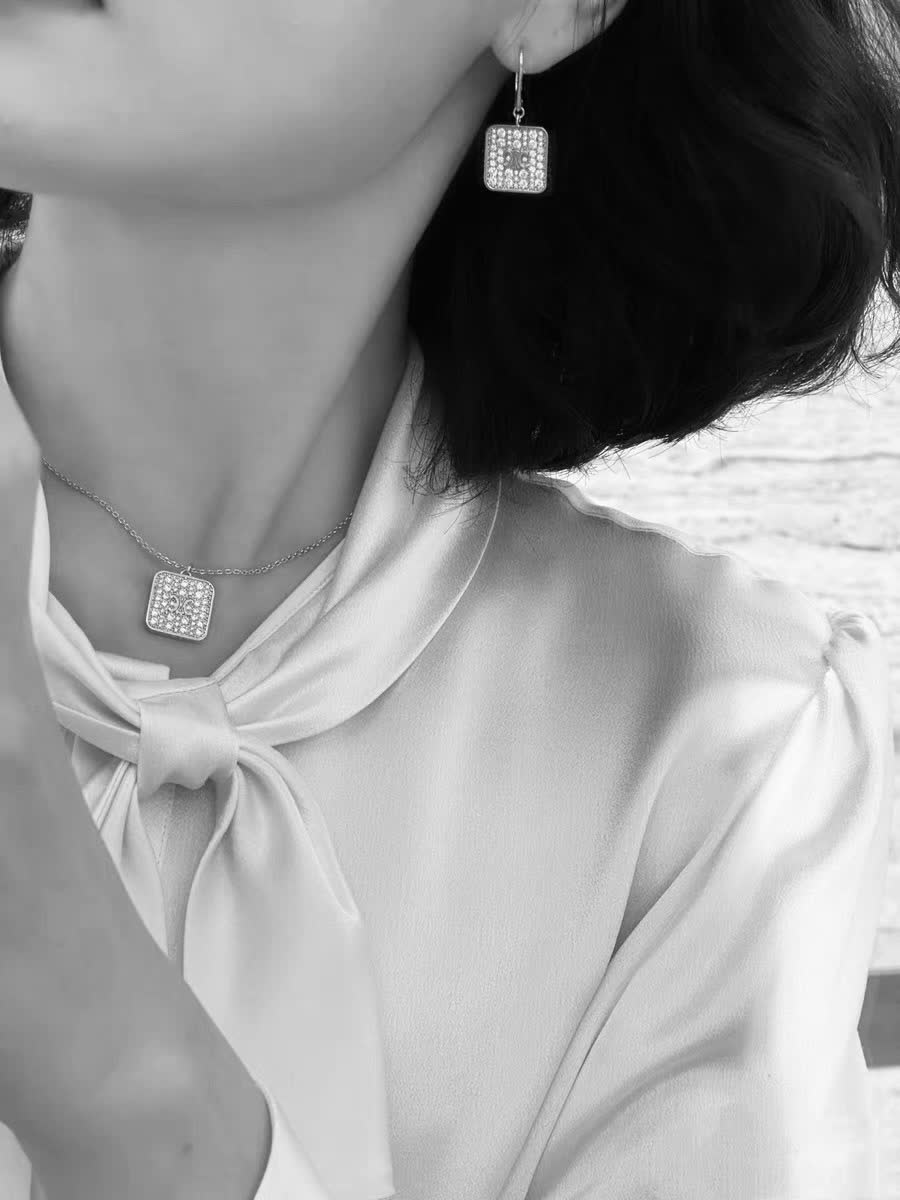 Celine AnOrange Silver Plated Cubic Zirconia Square Pendant Necklace