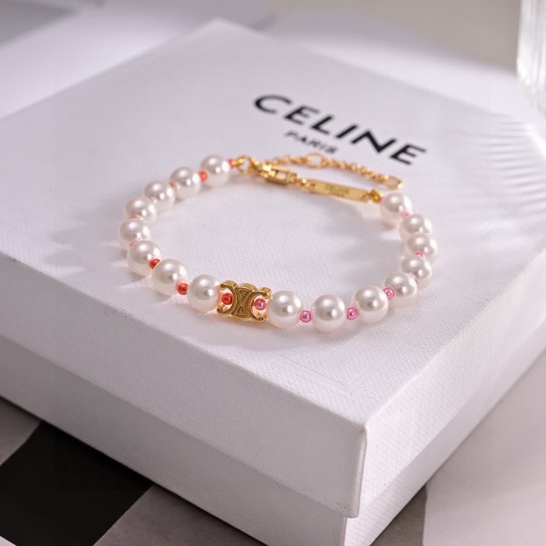 Celine Pearl Bracelet