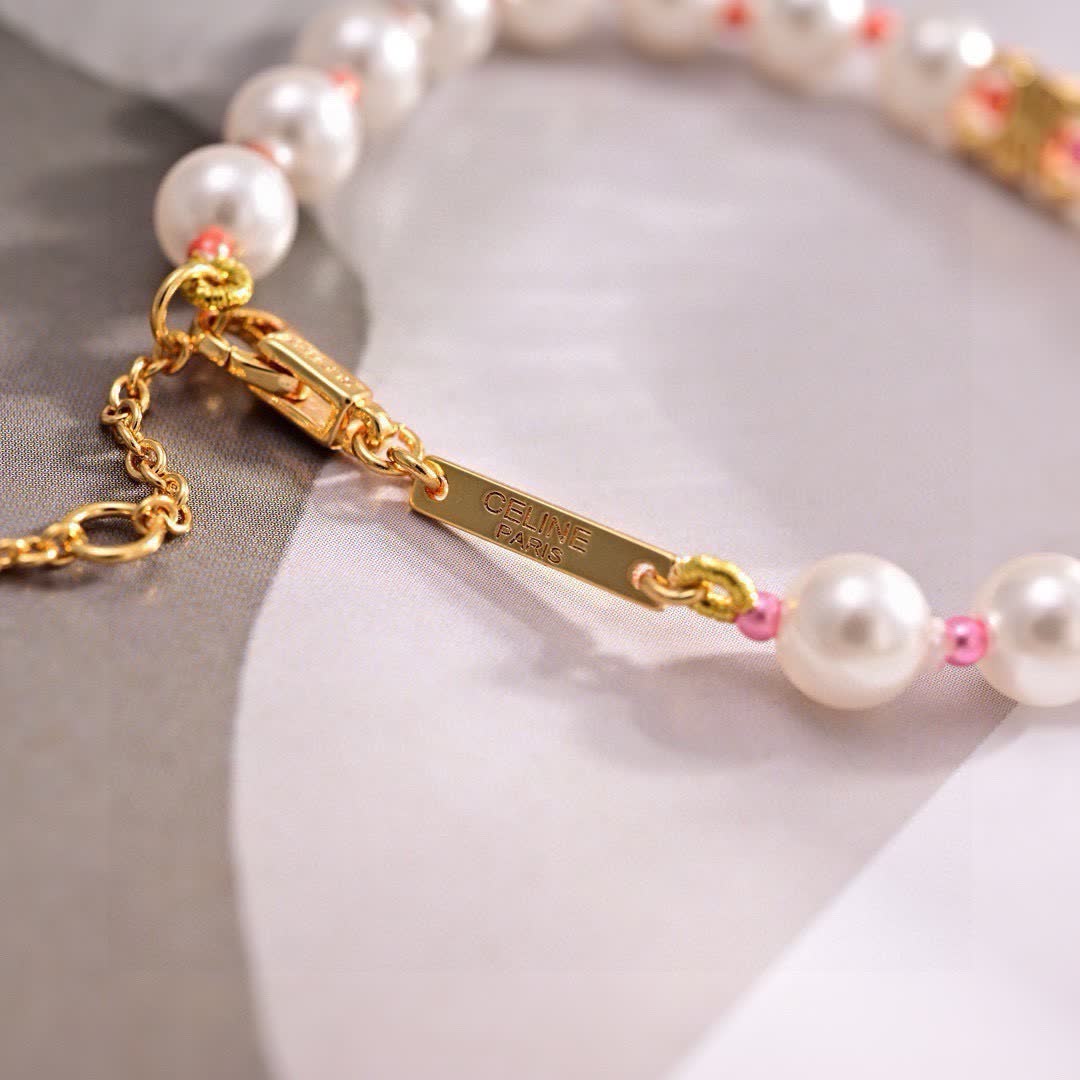Celine Pearl Bracelet