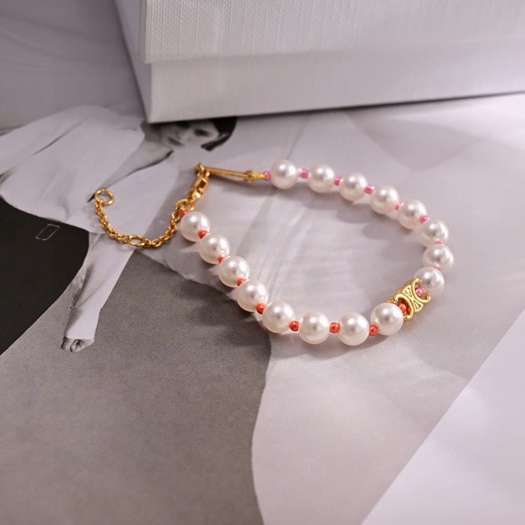 Celine Pearl Bracelet