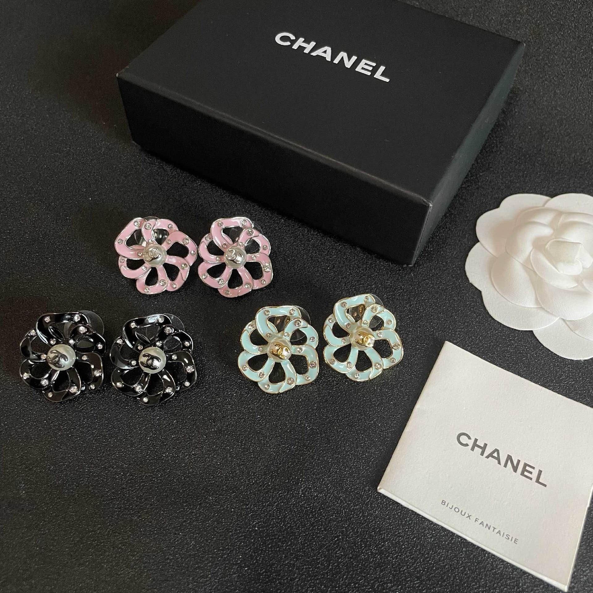 Chanel Black Flower Earrings