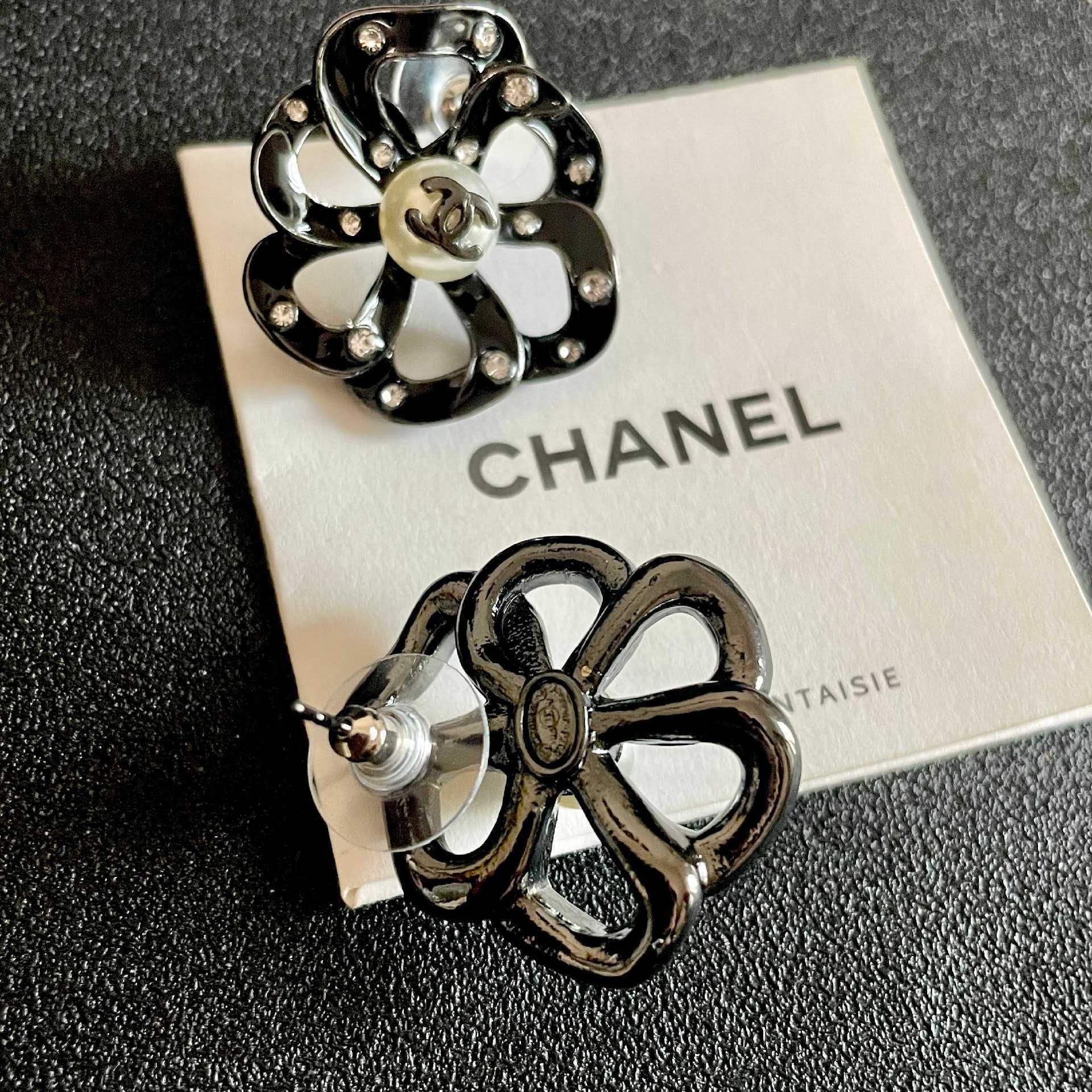 Chanel Black Flower Earrings