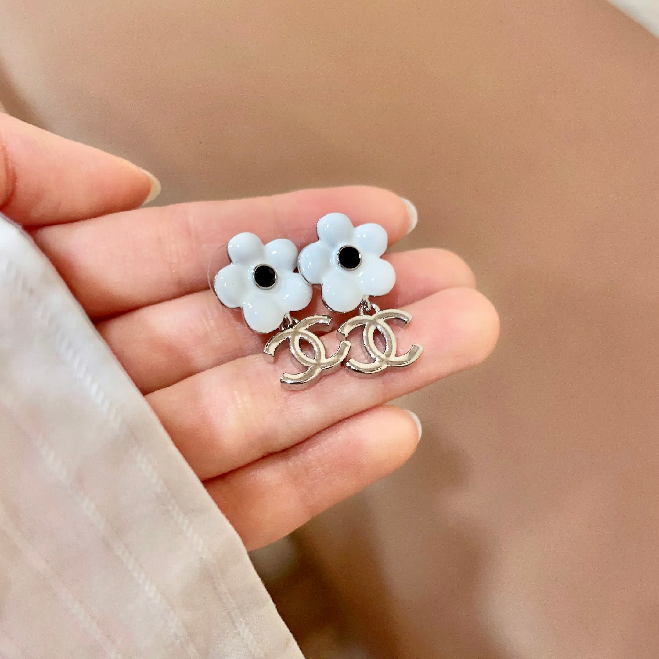 Chanel White Flower Earrings