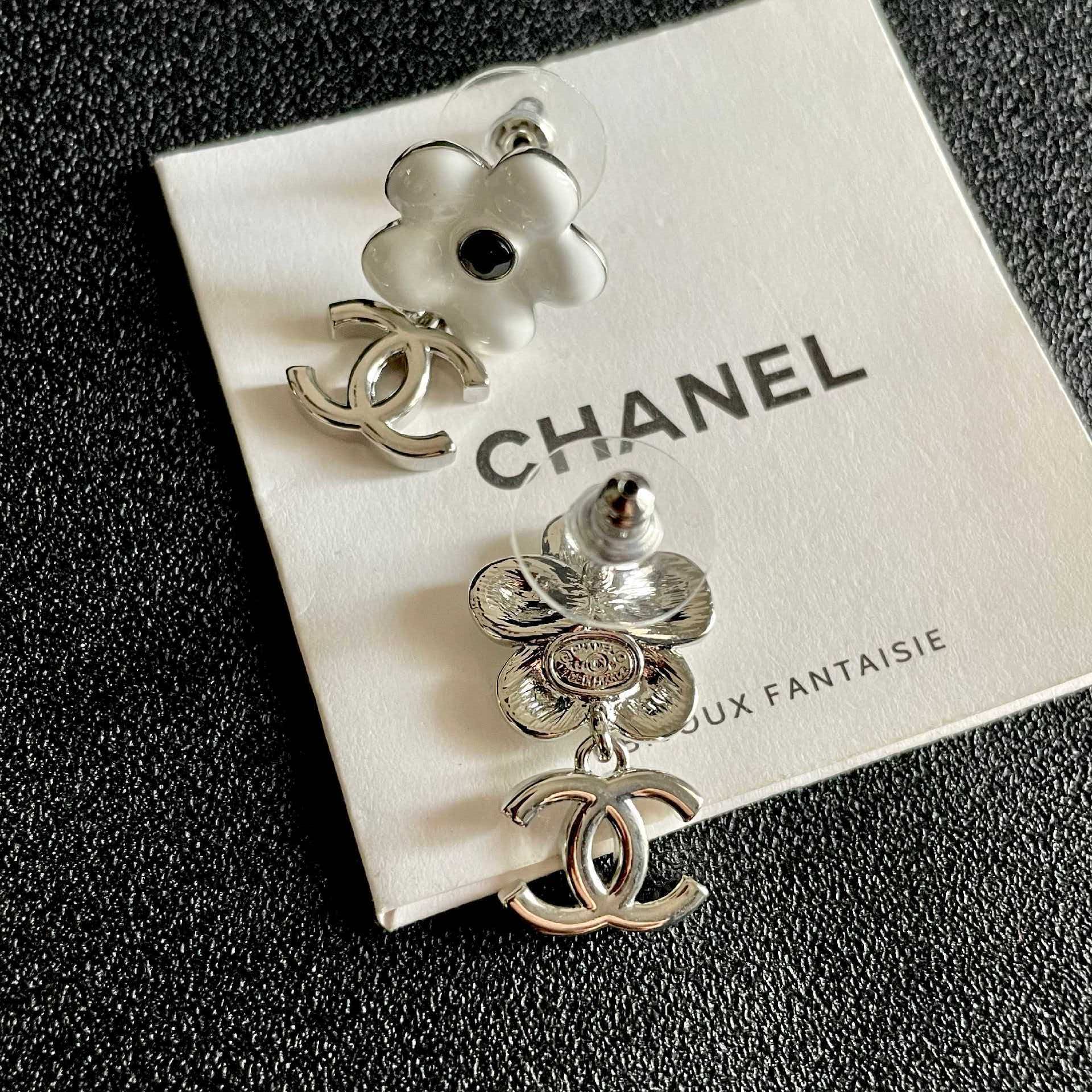 Chanel White Flower Earrings