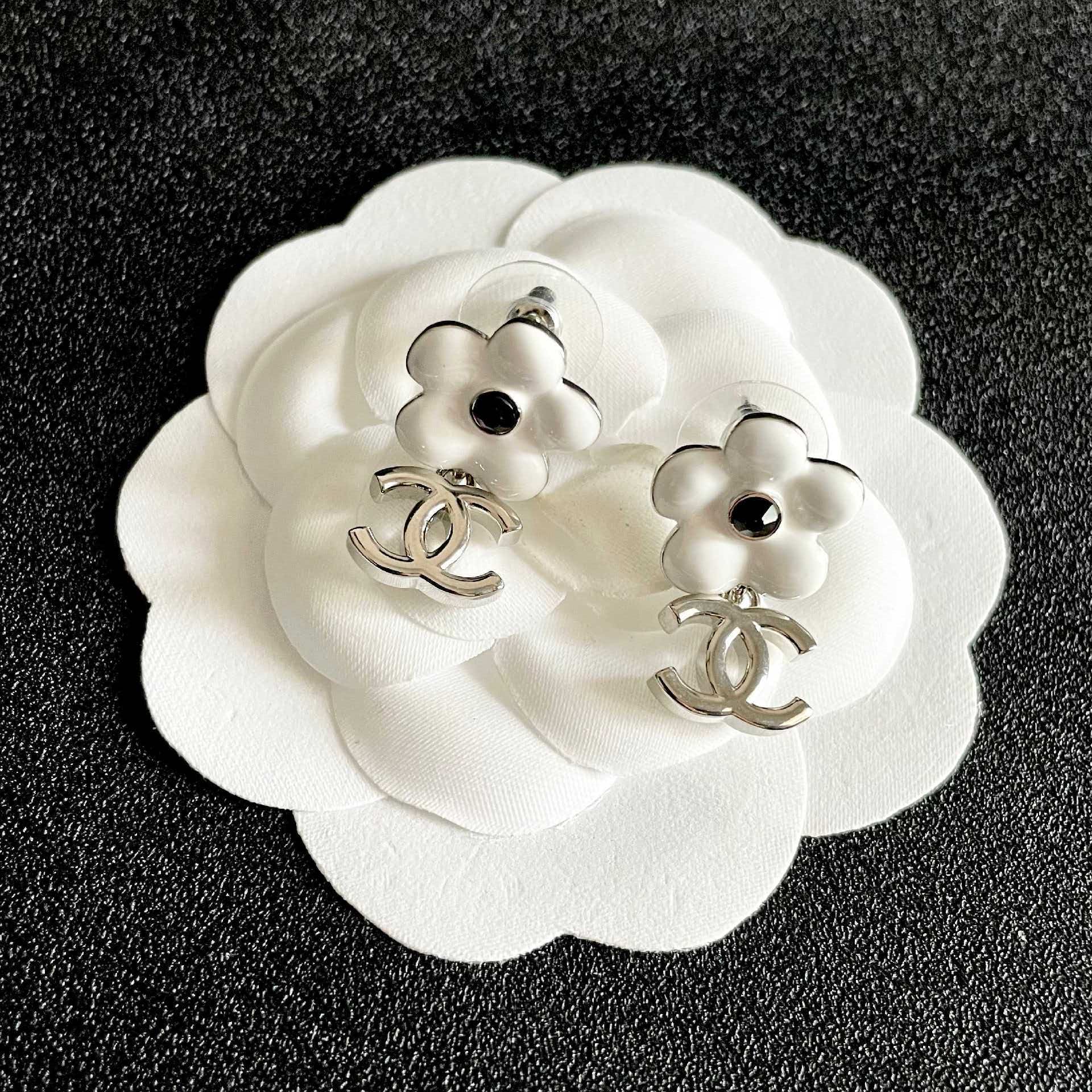Chanel White Flower Earrings