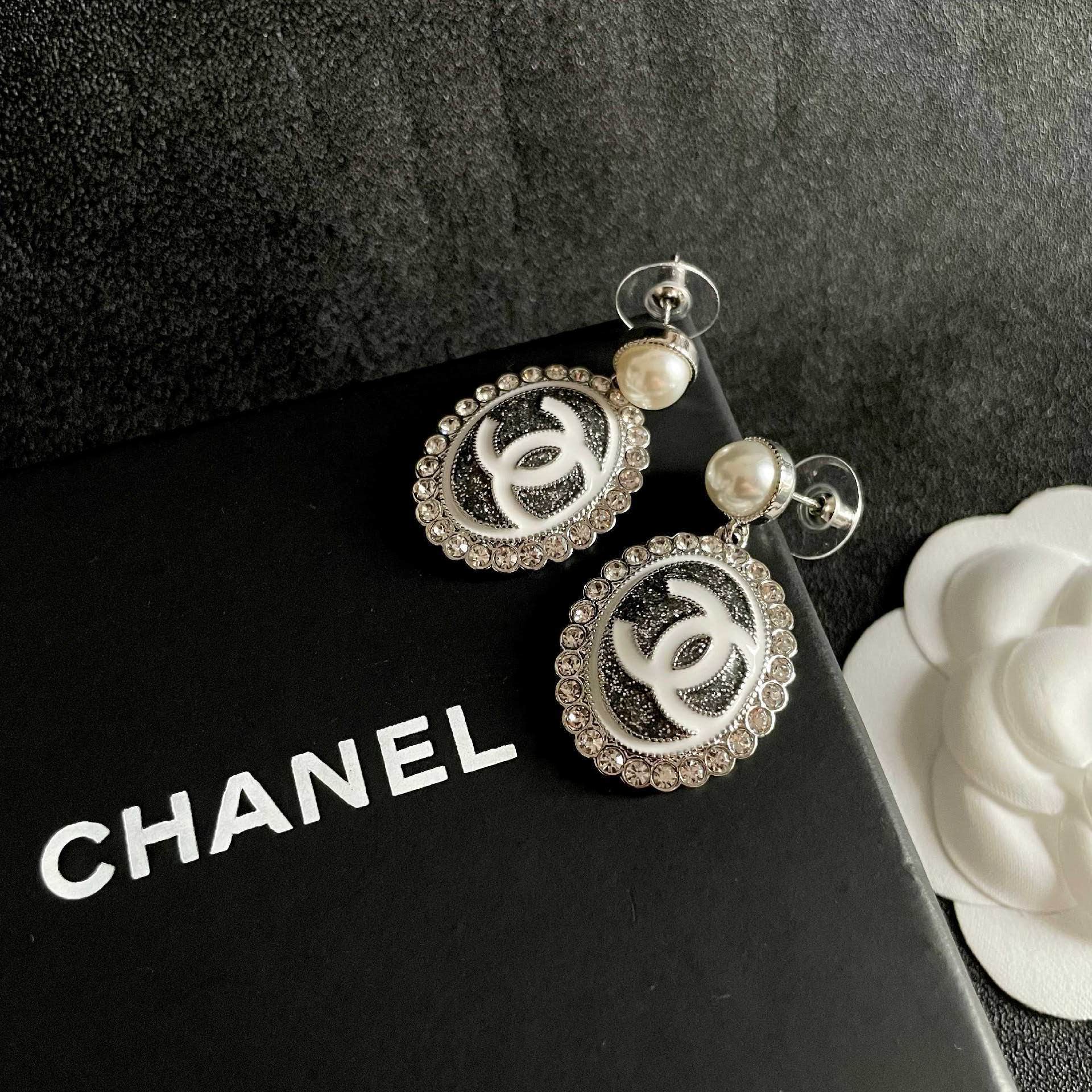 Chanel CC Logo Pearl Earrings