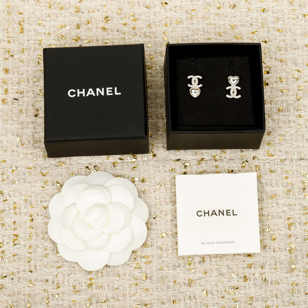 Chanel CC Heart Stud Earrings Chanel CC Heart Stud Earrings
