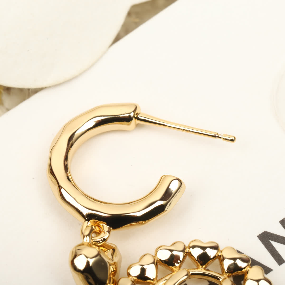Chanel CC Logo Earrings Chanel CC Logo Earrings