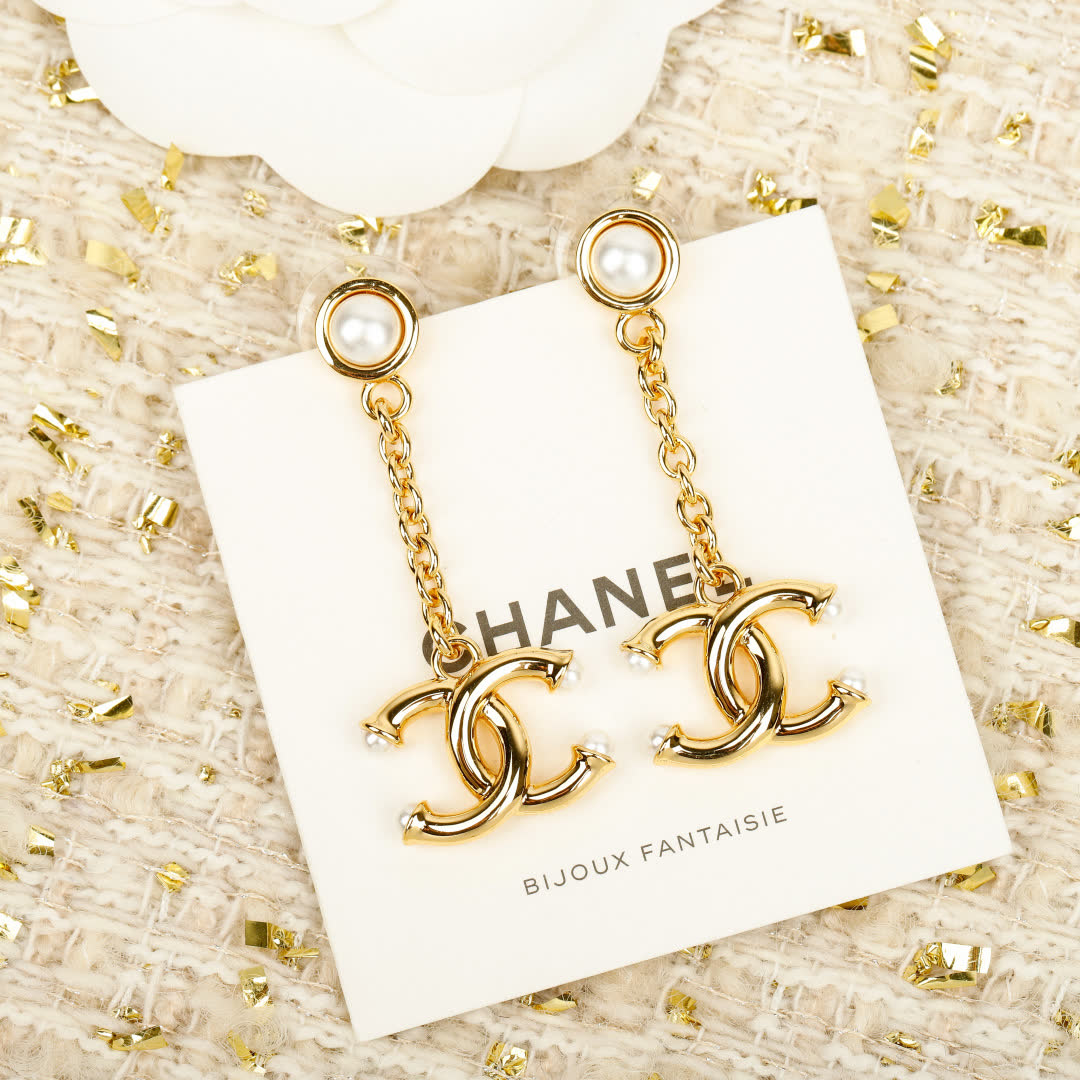 Chanel CC Logo Pearl Drop Earrings