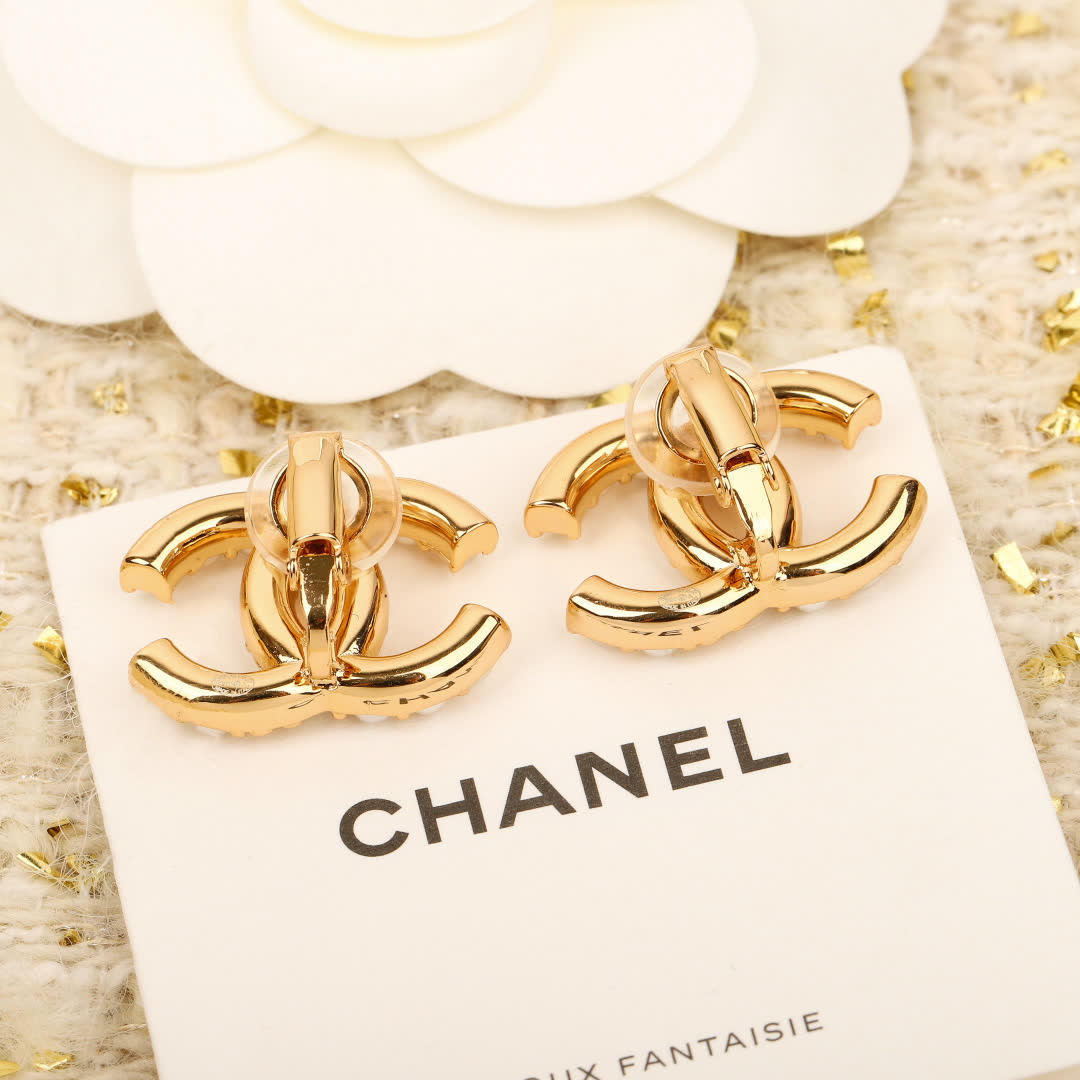 Chanel CC Logo Pearl Stud Earrings