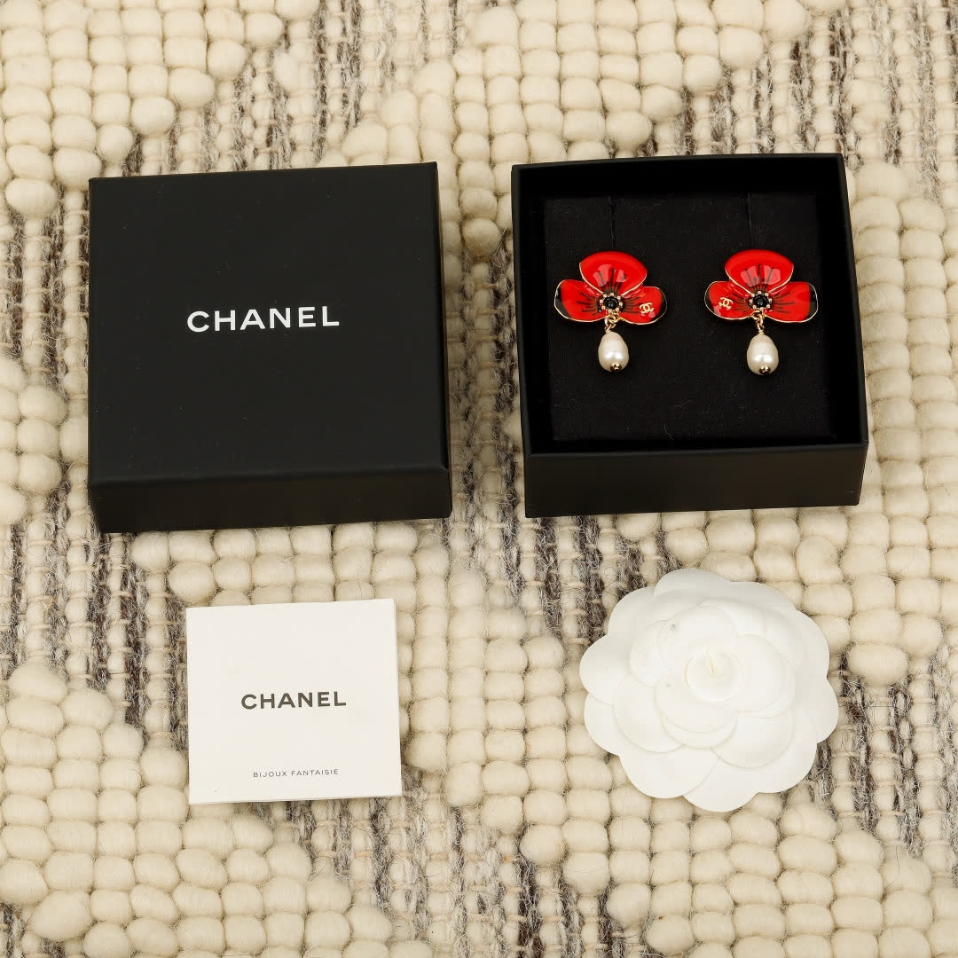 Chanel Red Flower Earrings with Pearl Chanel Red Flower Earrings with Pearl
