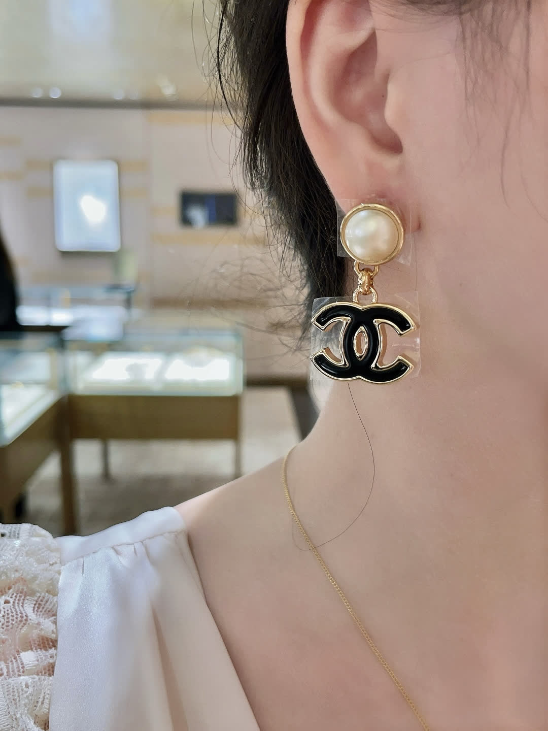 Chanel CC Logo Pearl Drop Earrings