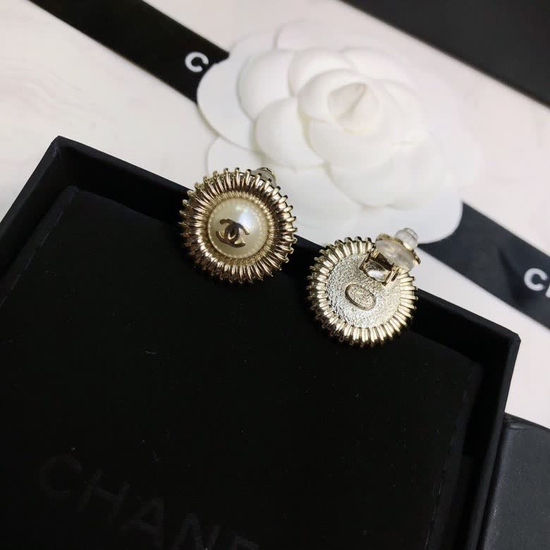 Chanel Gold Tone Pearl Stud Earrings