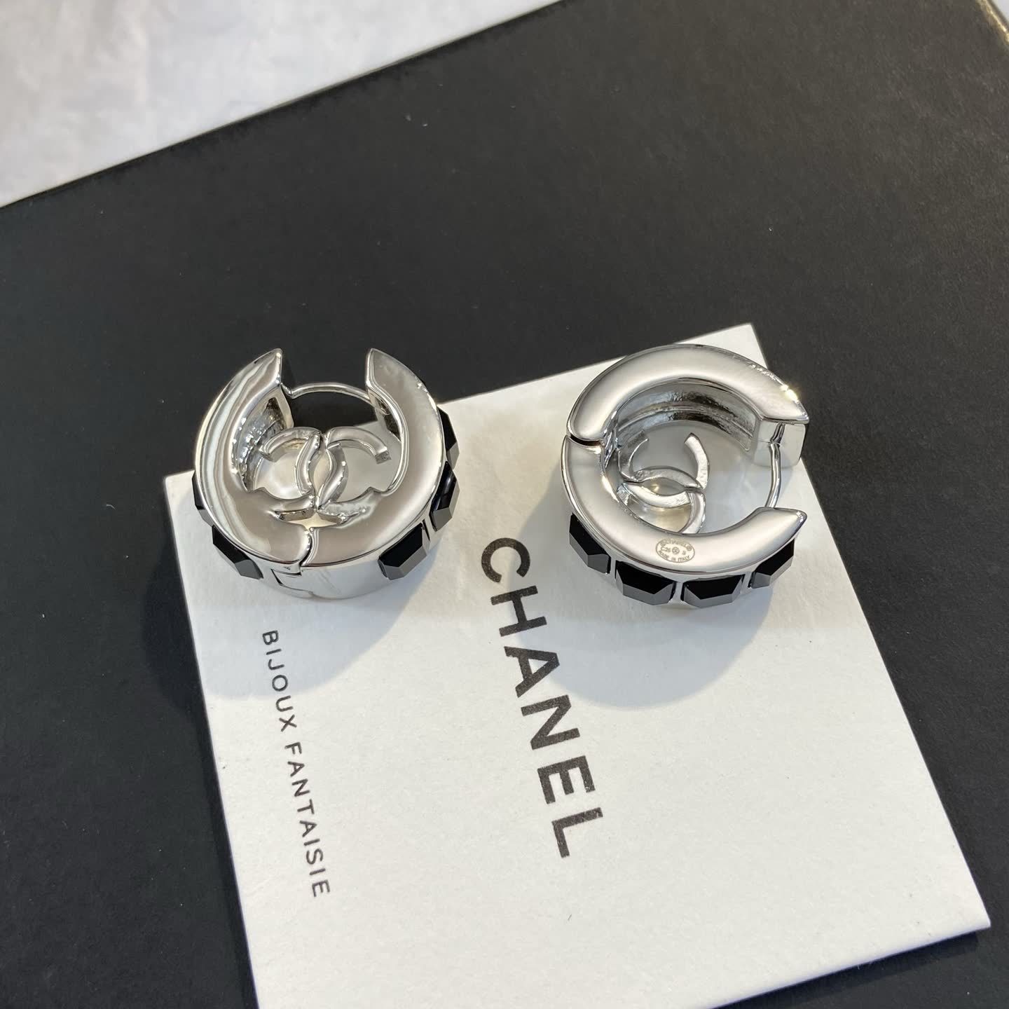 Chanel CC Logo Clip-on Earrings-XE1187