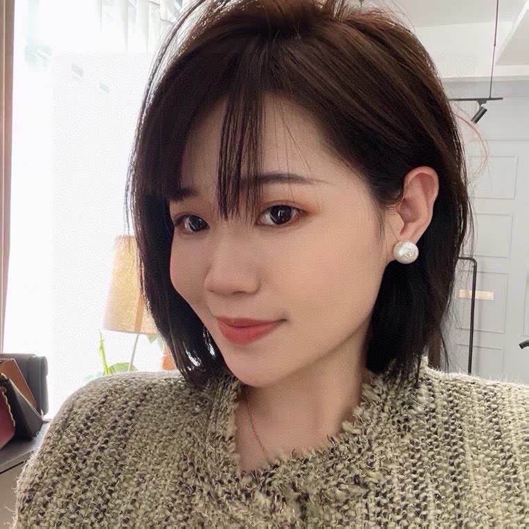 Chanel Pearl Earrings-XE751