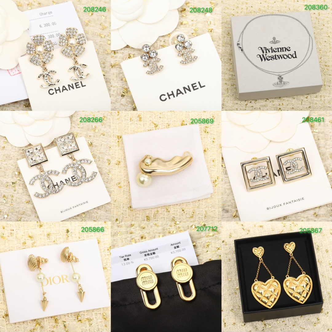 Chanel CC Logo Earrings Chanel CC Logo Earrings