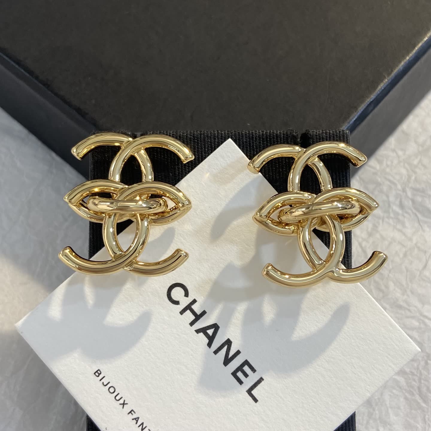 Chanel CC Logo Gold Tone Stud Earrings Chanel CC Logo Gold Tone Stud Earrings