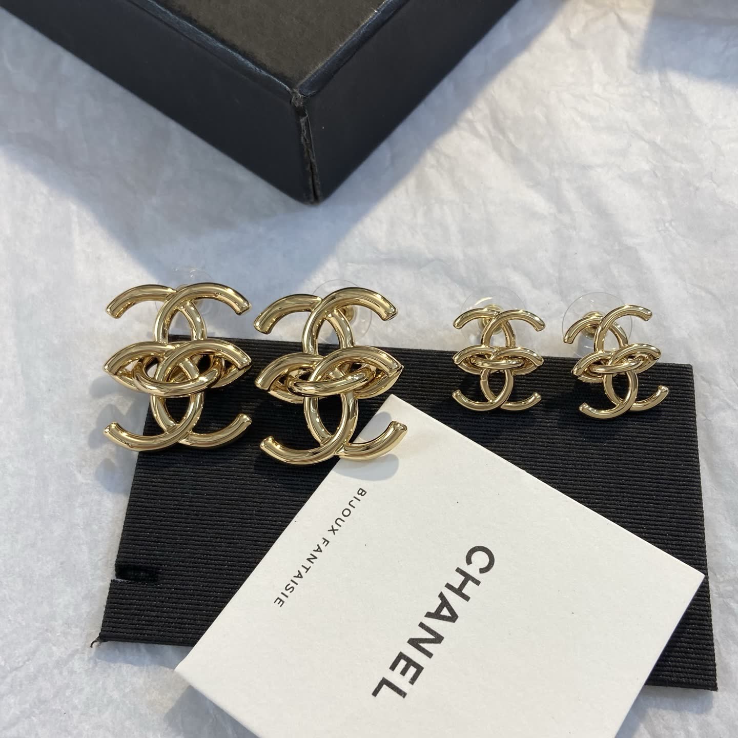 Chanel CC Logo Gold Tone Stud Earrings Chanel CC Logo Gold Tone Stud Earrings