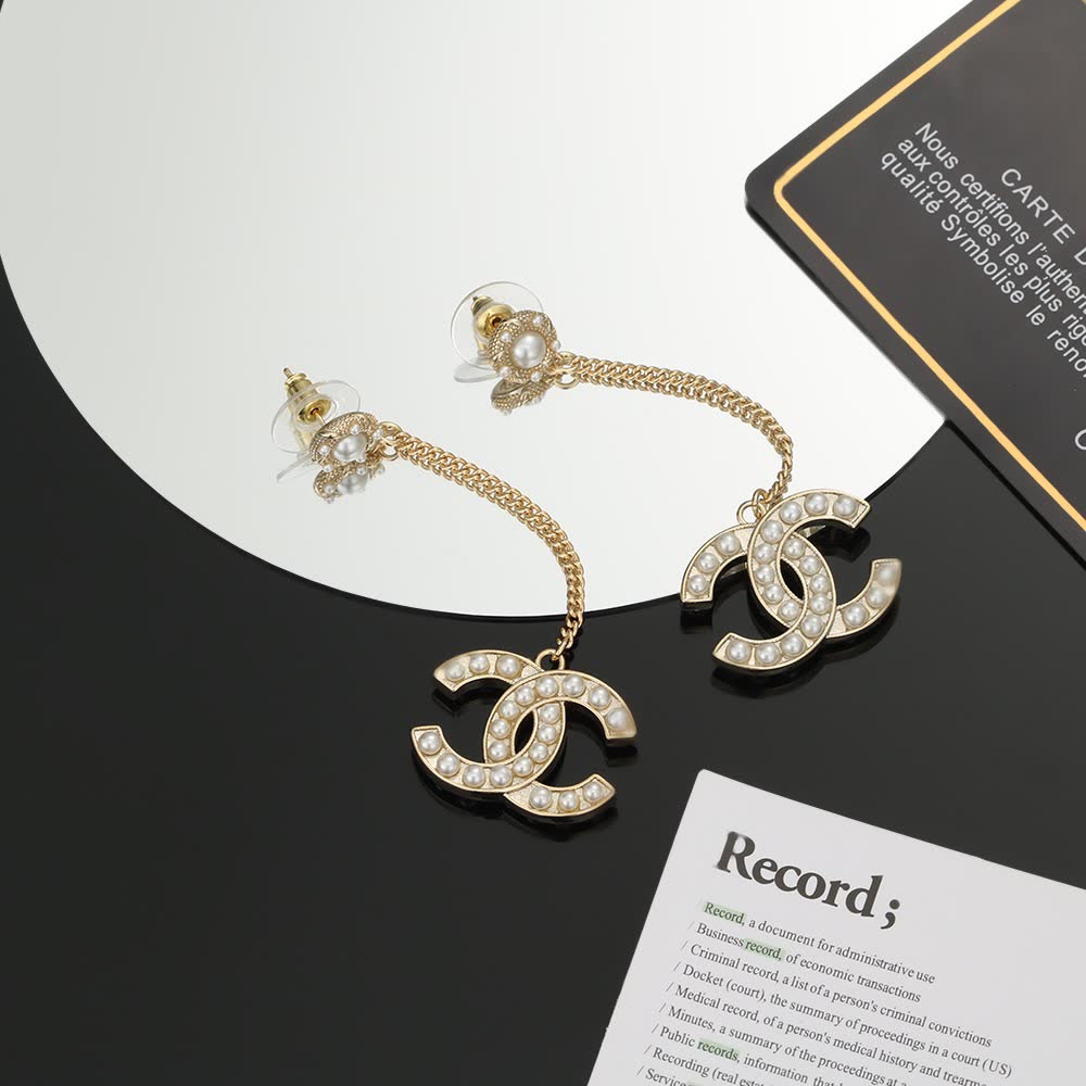 Chanel CC Logo Pearl Earrings