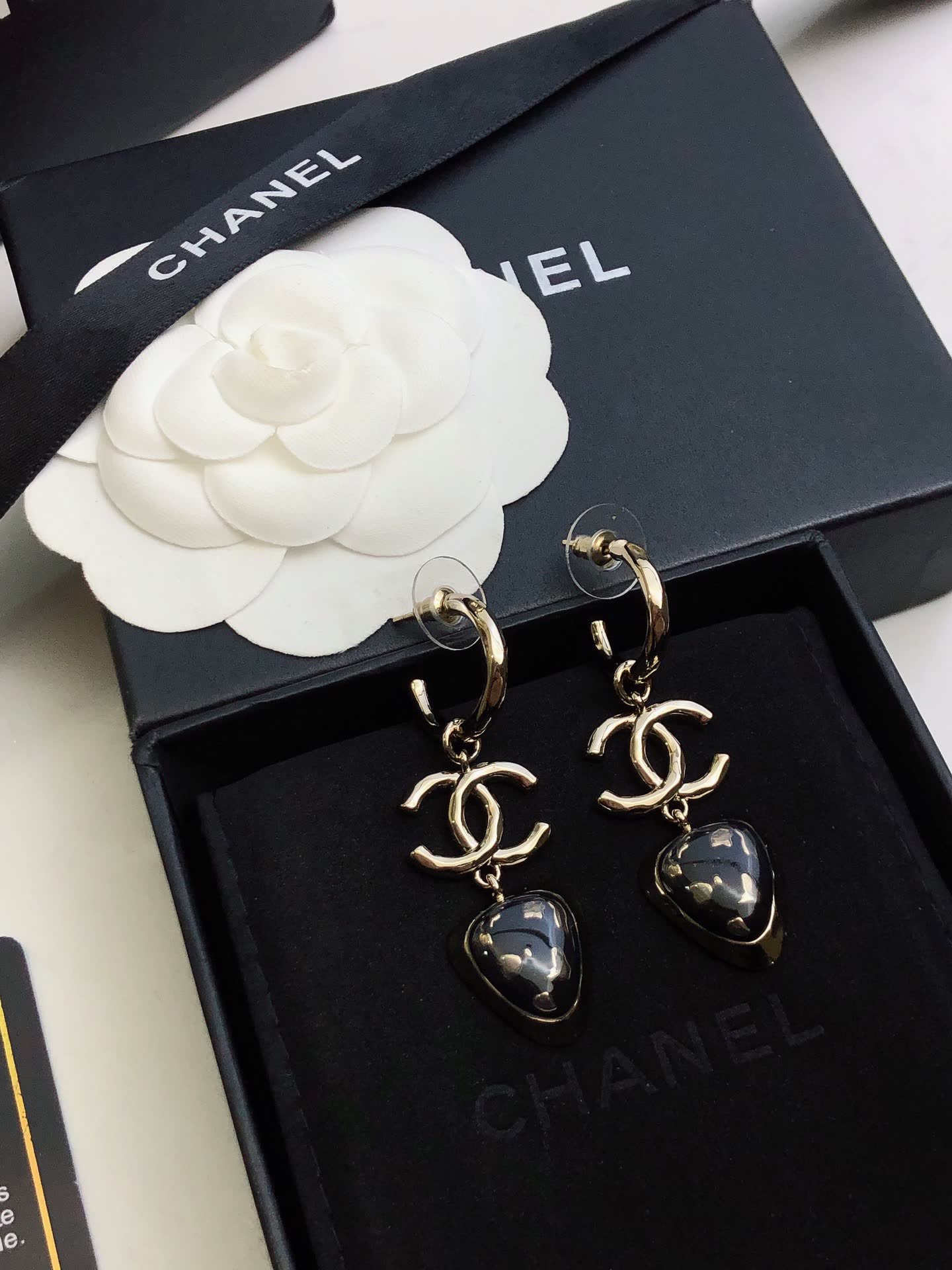 Chanel CC Logo Heart Drop Earrings