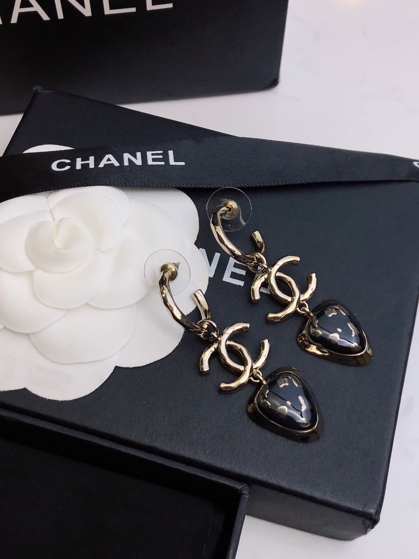 Chanel CC Logo Heart Drop Earrings